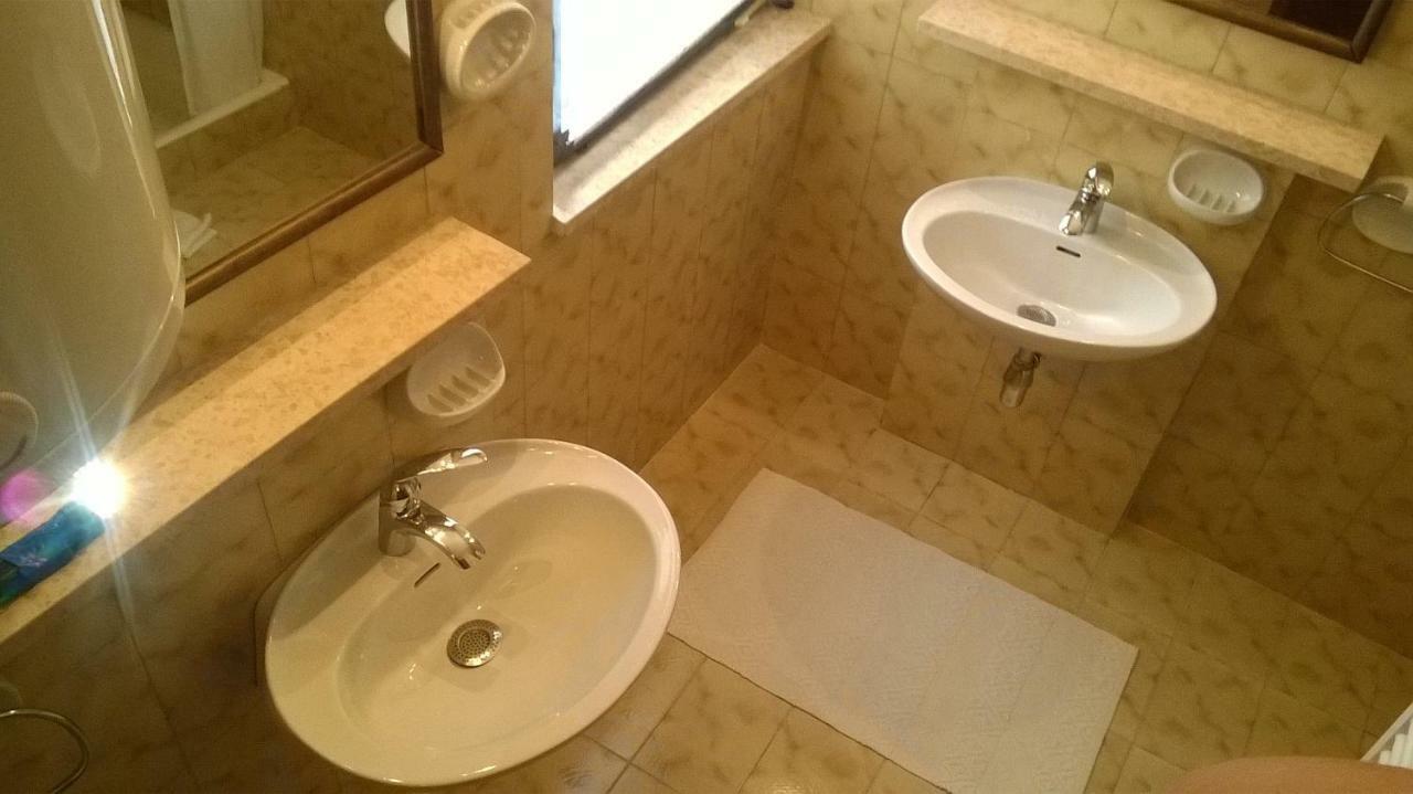 Apartamento Apartman Mariolina Krk Town Exterior foto